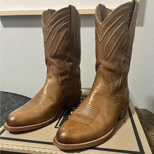 Tecova’s “The Jason” Calf Skin Boots